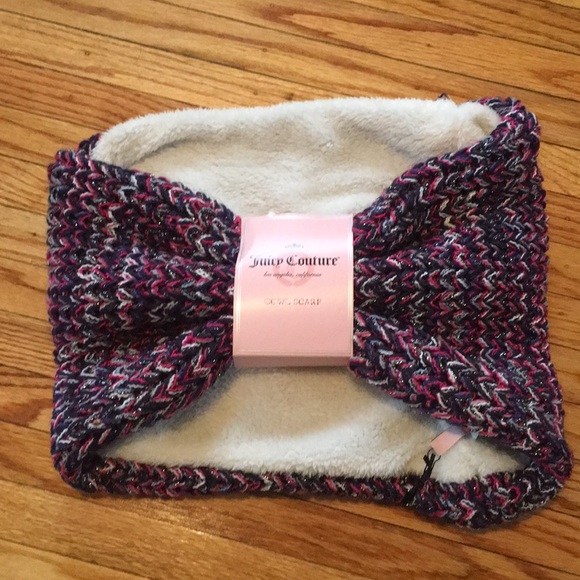 Juicy Couture Accessories - Juicy Couture Cowl Scarf